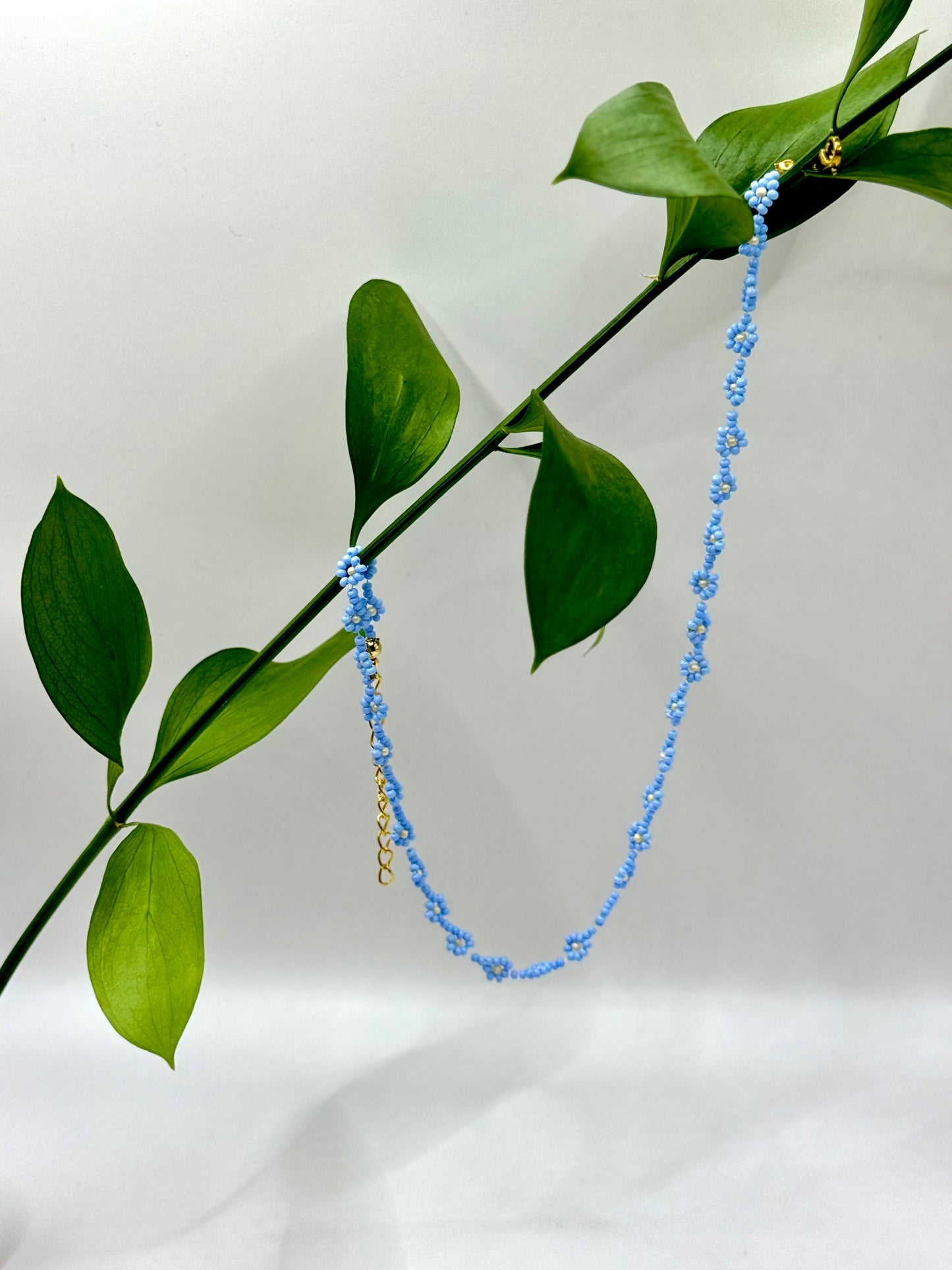 Colgante choker margarita
