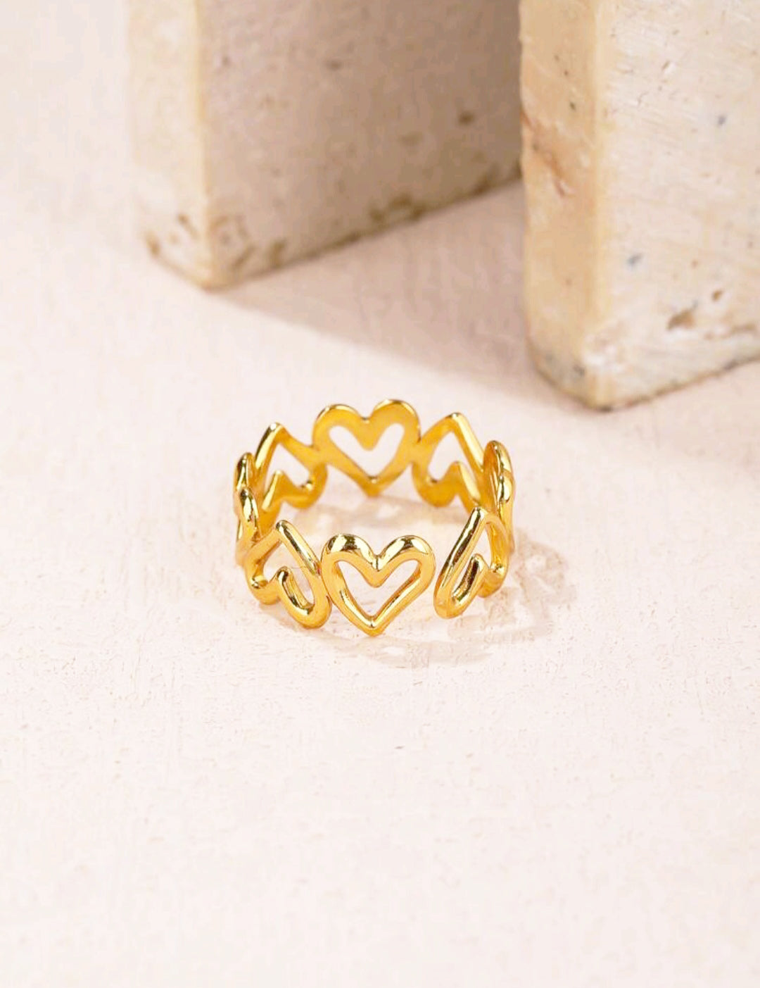 Anillo abierto multicorazón